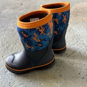 Kids Camouflage Rain Boots - Blue and Orange